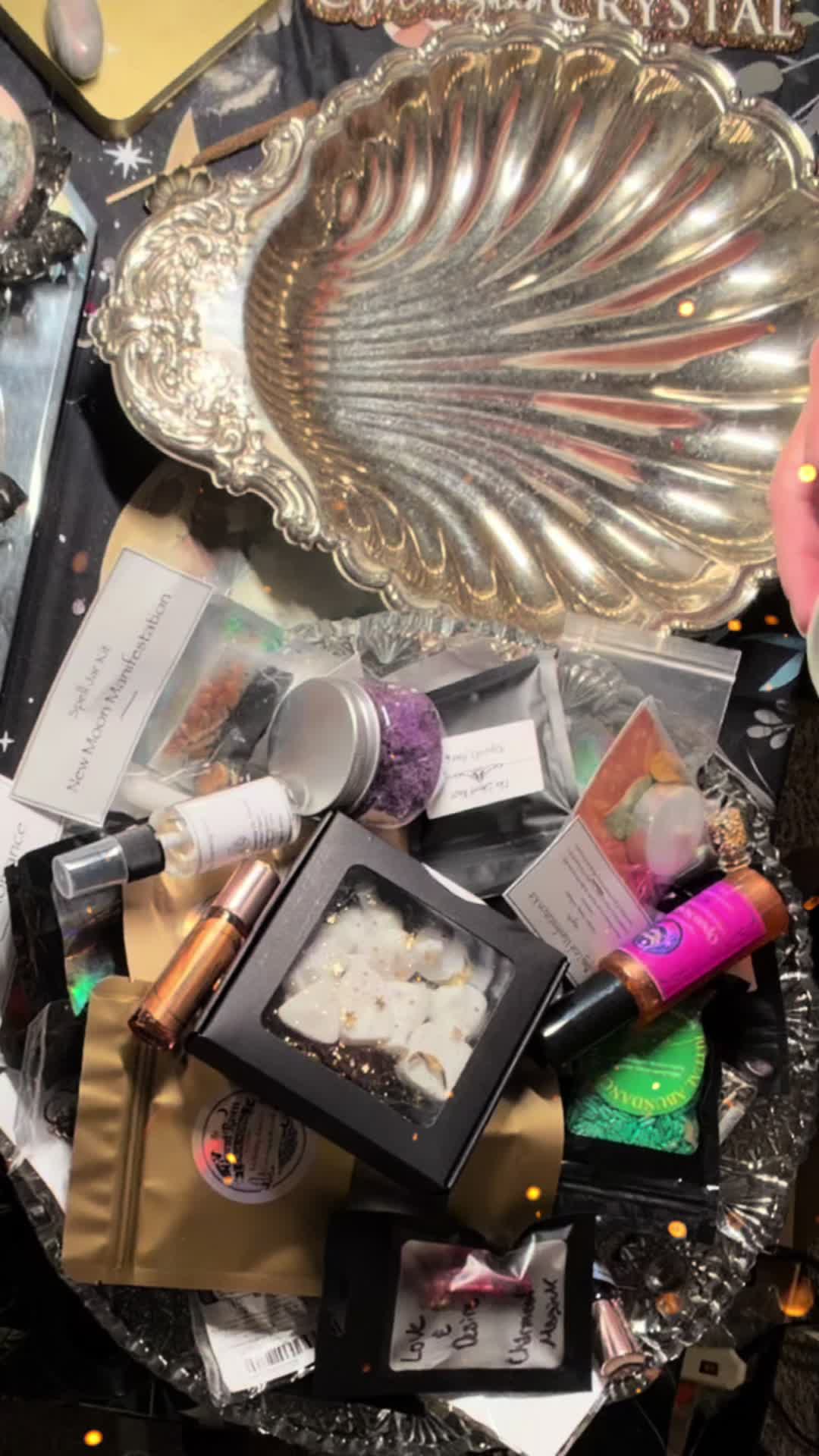 @Moonsandcrystals