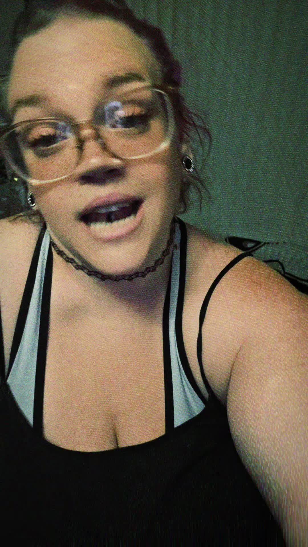 @curvyflawless