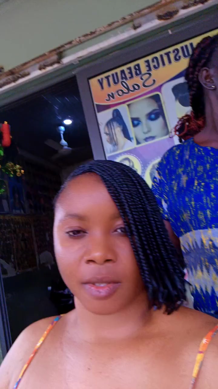 @Janiwaa