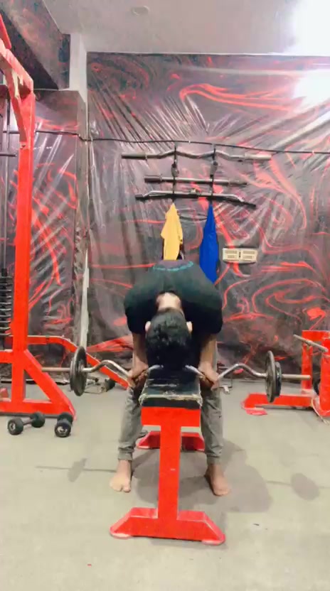 @sad gym boy 💪😔💪