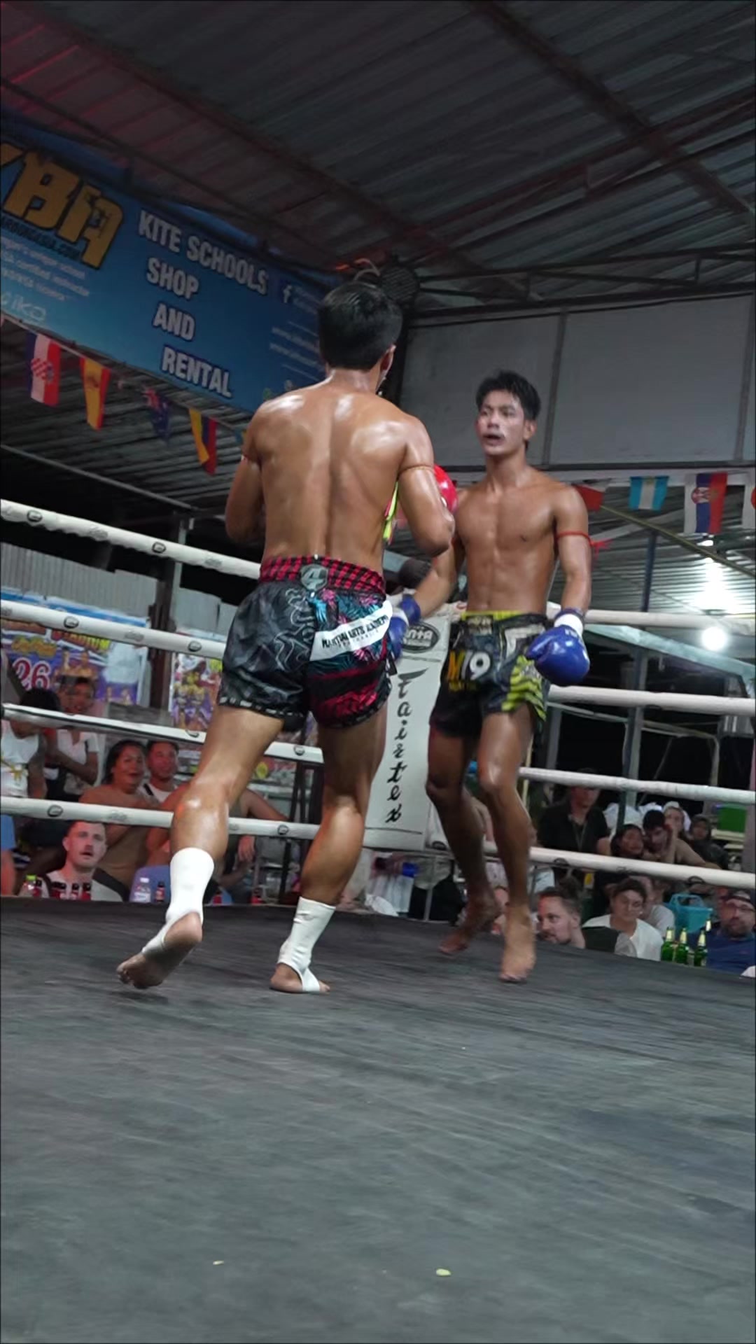 @NakMuayKnight