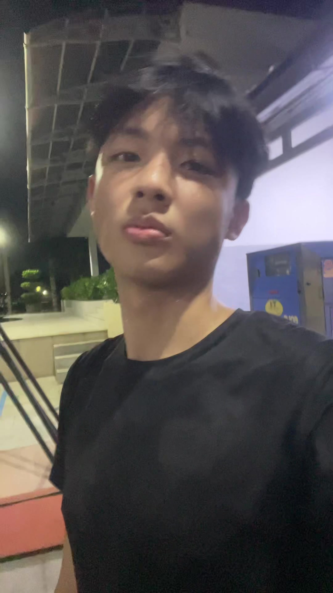 @Ljl