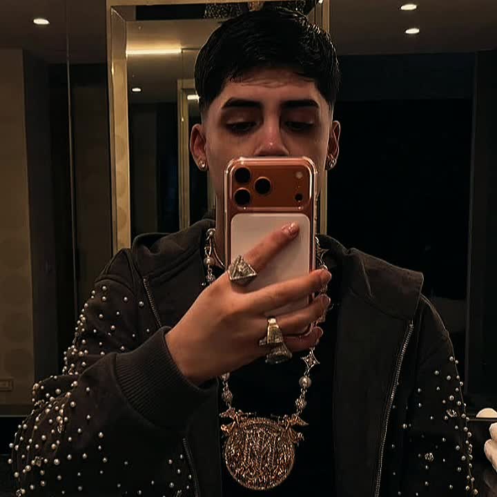 @𓆩 𝔈𝔪𝔪𝔞 𝔐𝔍 𓆪 ♛