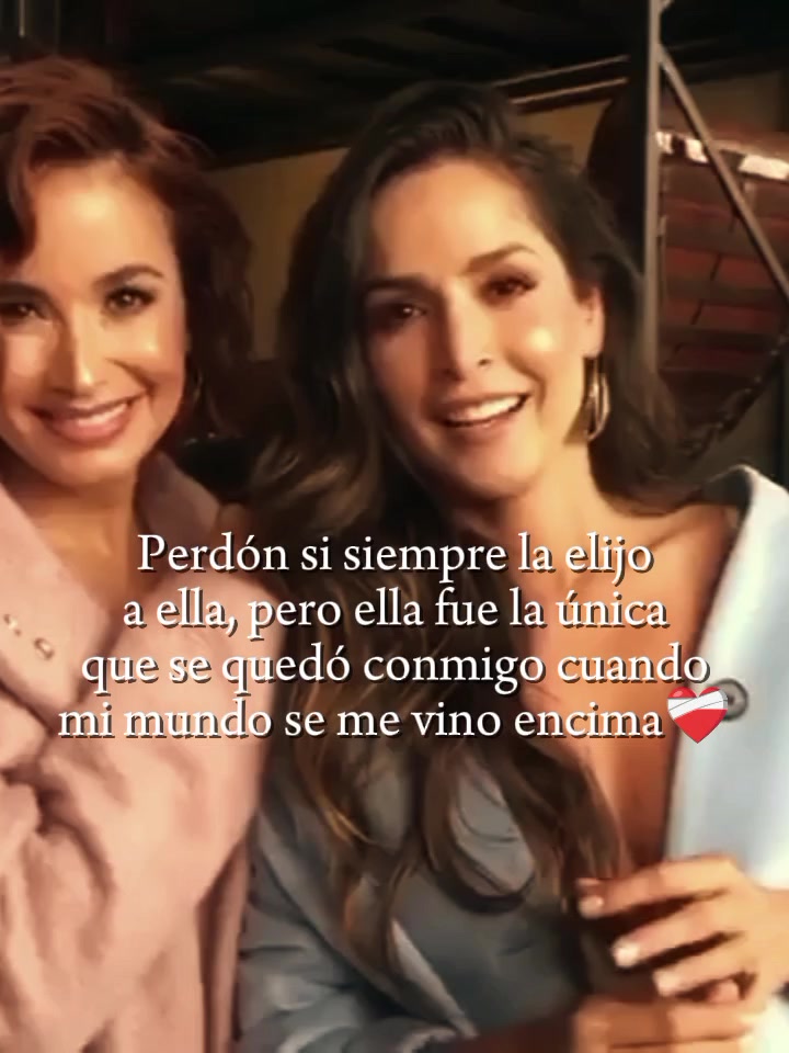 @😈🩷Jessica y Catalina🩷😻