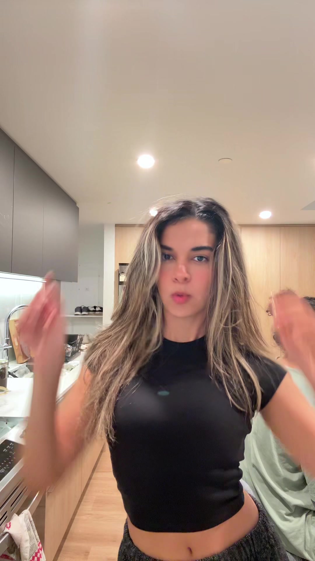 @Niousha