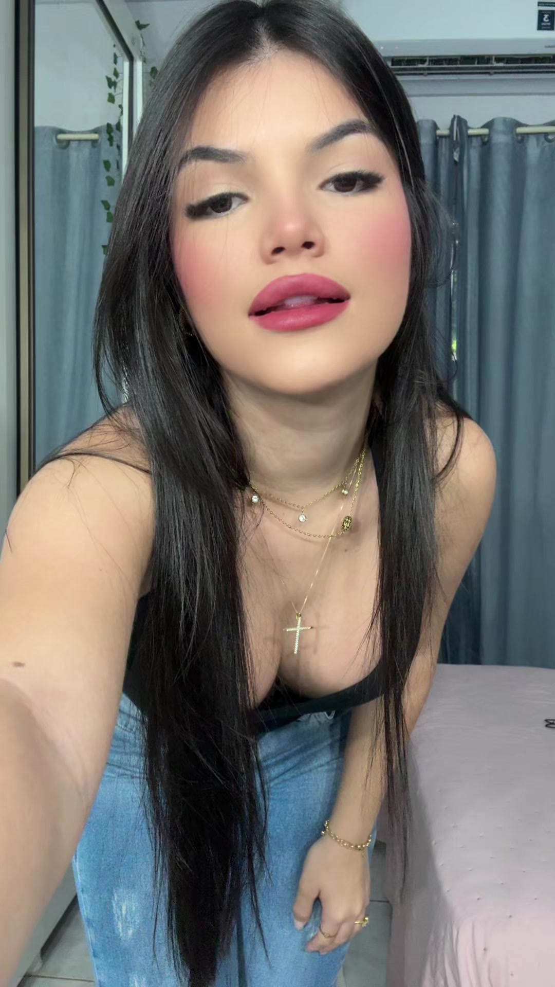 @lya_gio_ofc