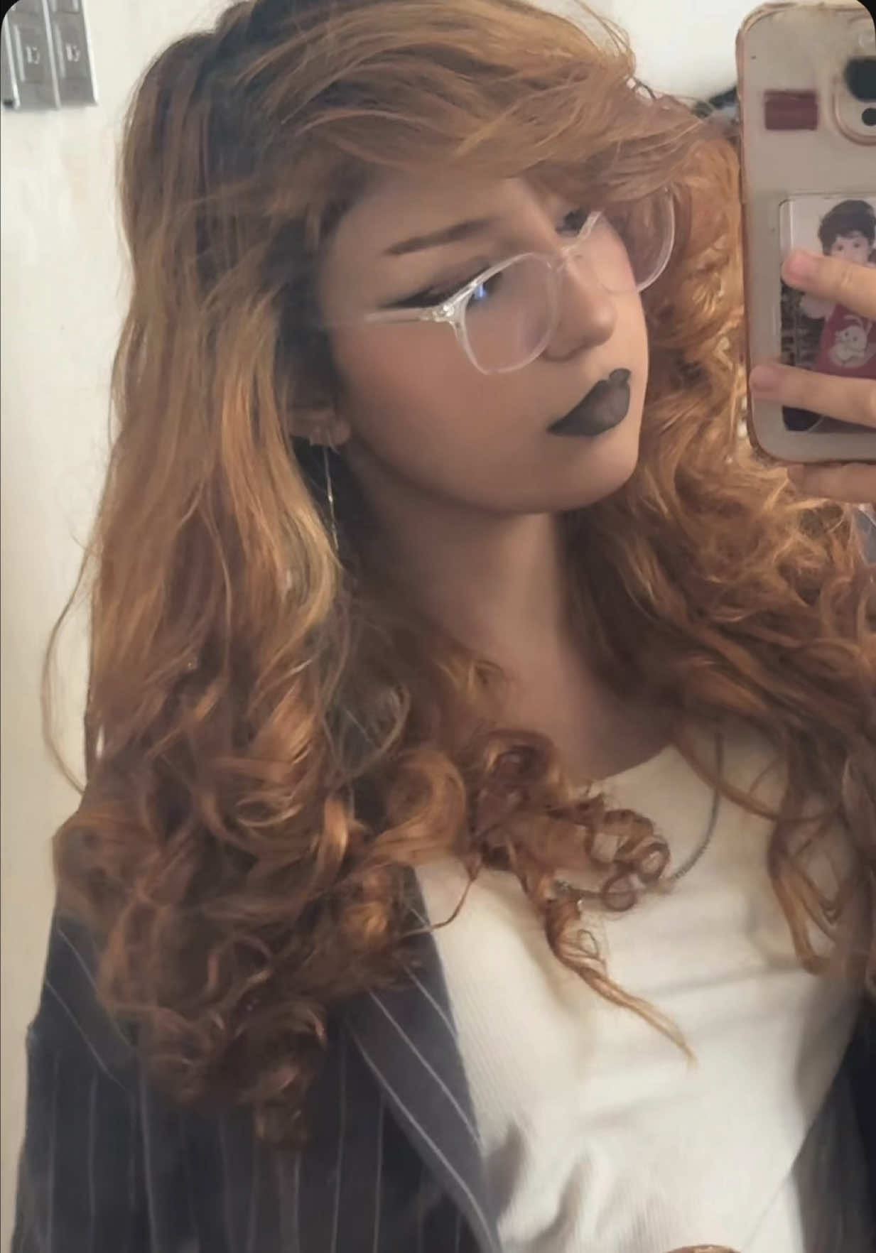 @howmanyholic