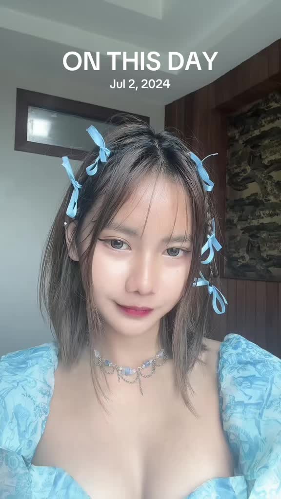 @👩🏻