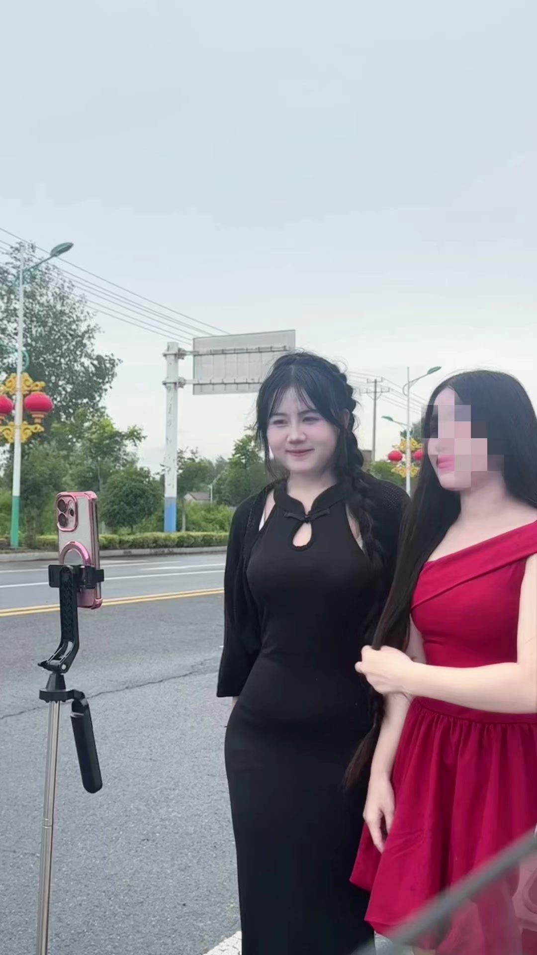 @ອ່ະໄຫຼ💗( 1.4M) 💞🇱🇦~🇨🇳
