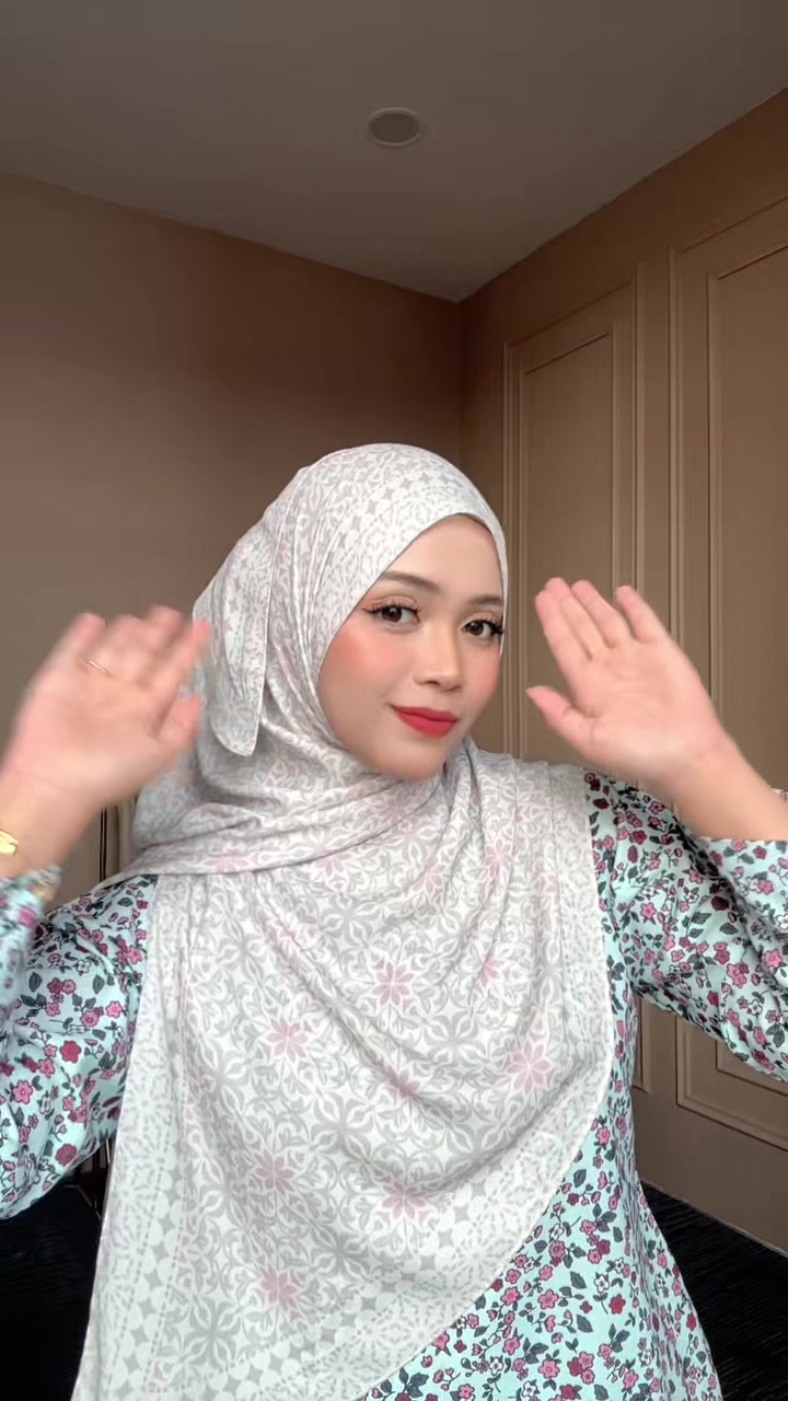 @Dilynahijab