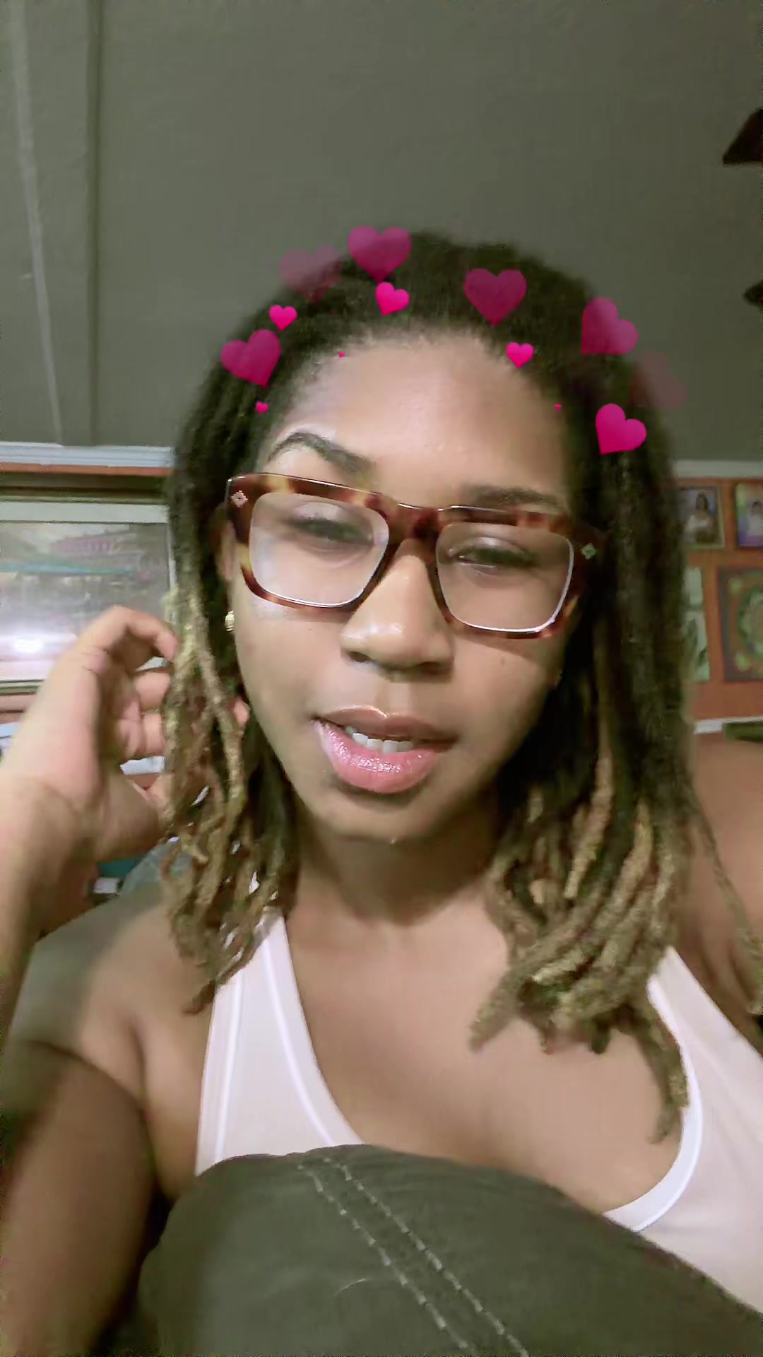@kadybombbonita