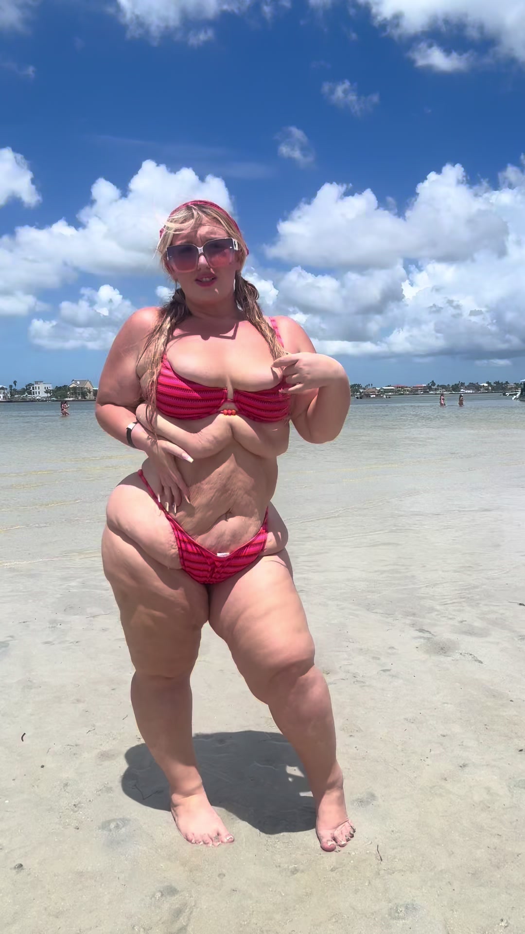 @Shespinkplush