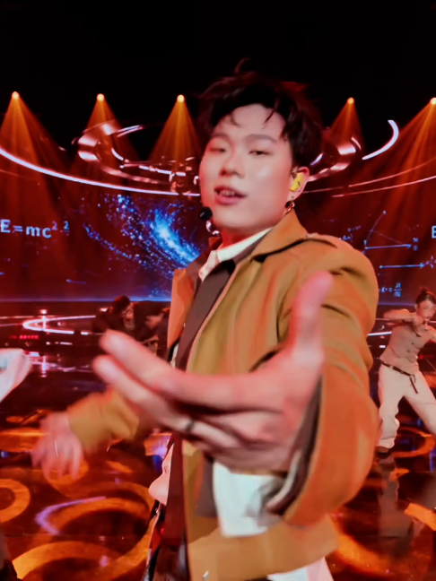 @Dương Domic