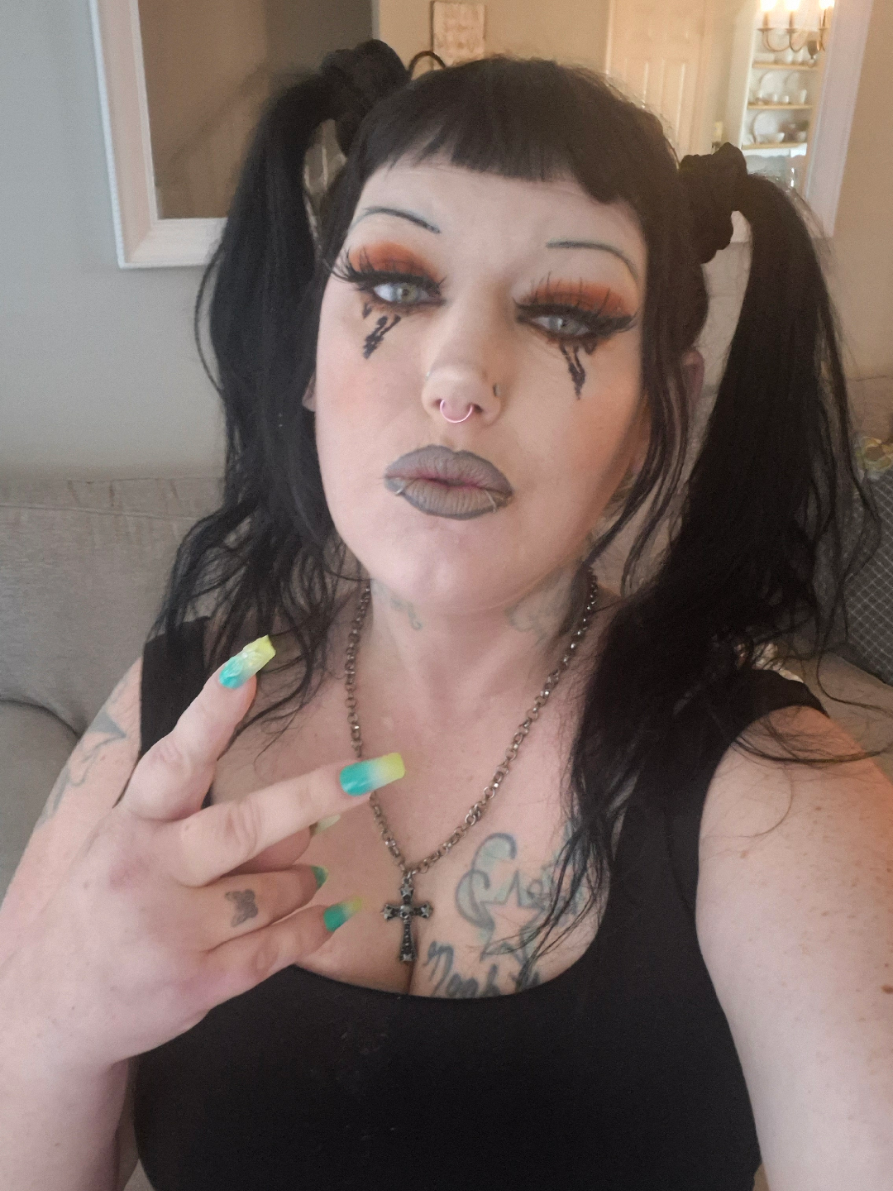 @alt_girl88