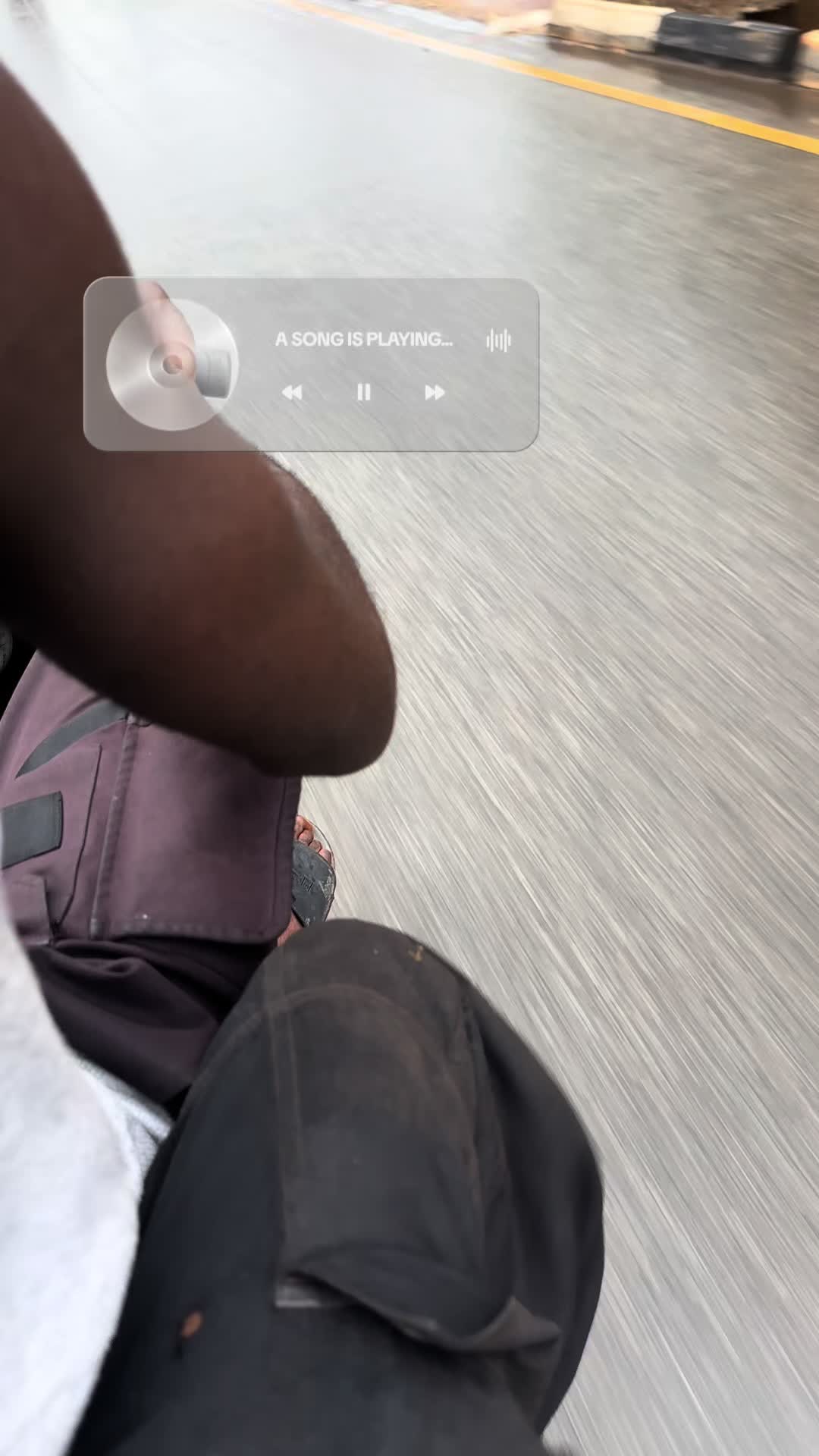 @Darian 🏍️
