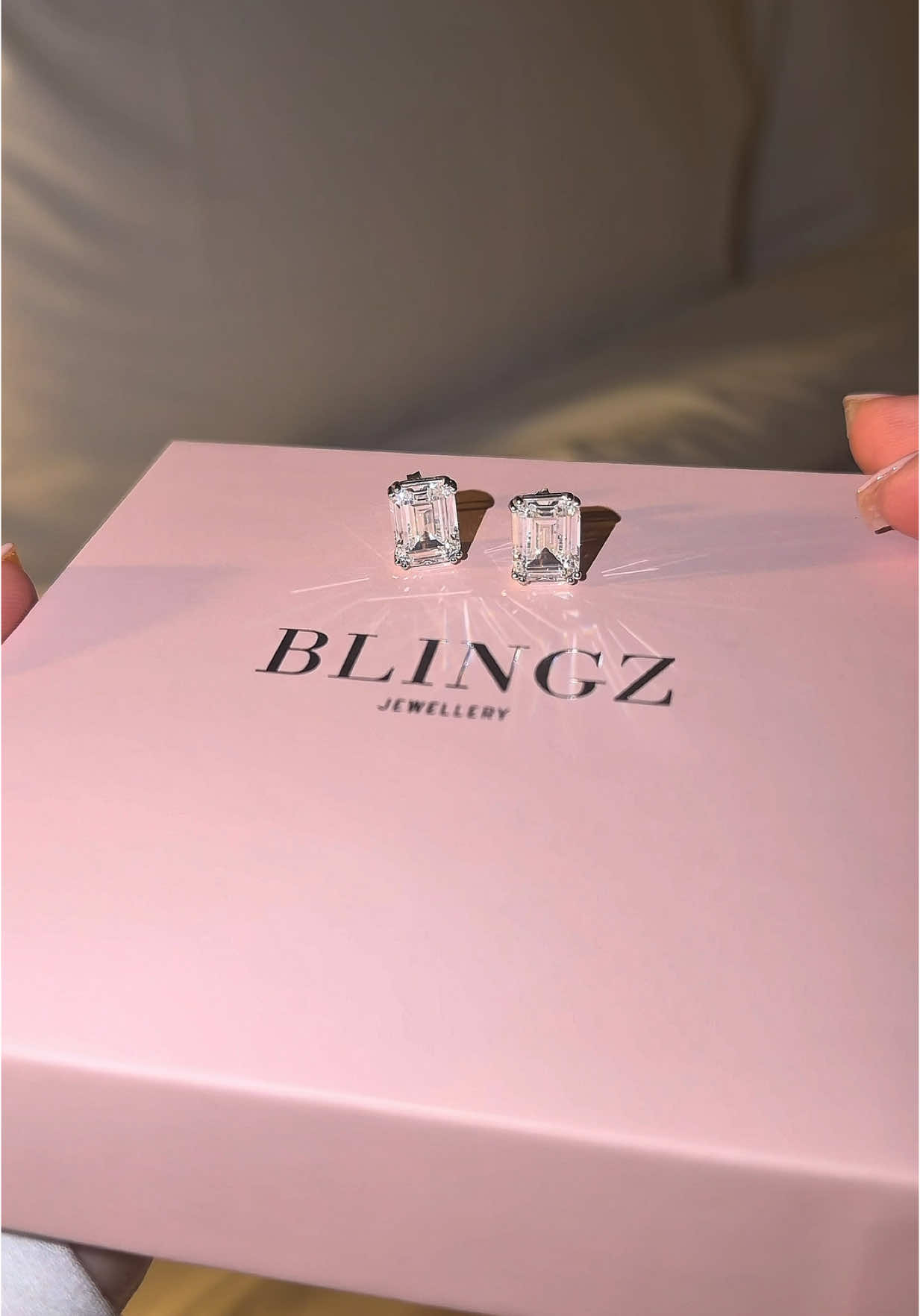 @BLINGZ ✨