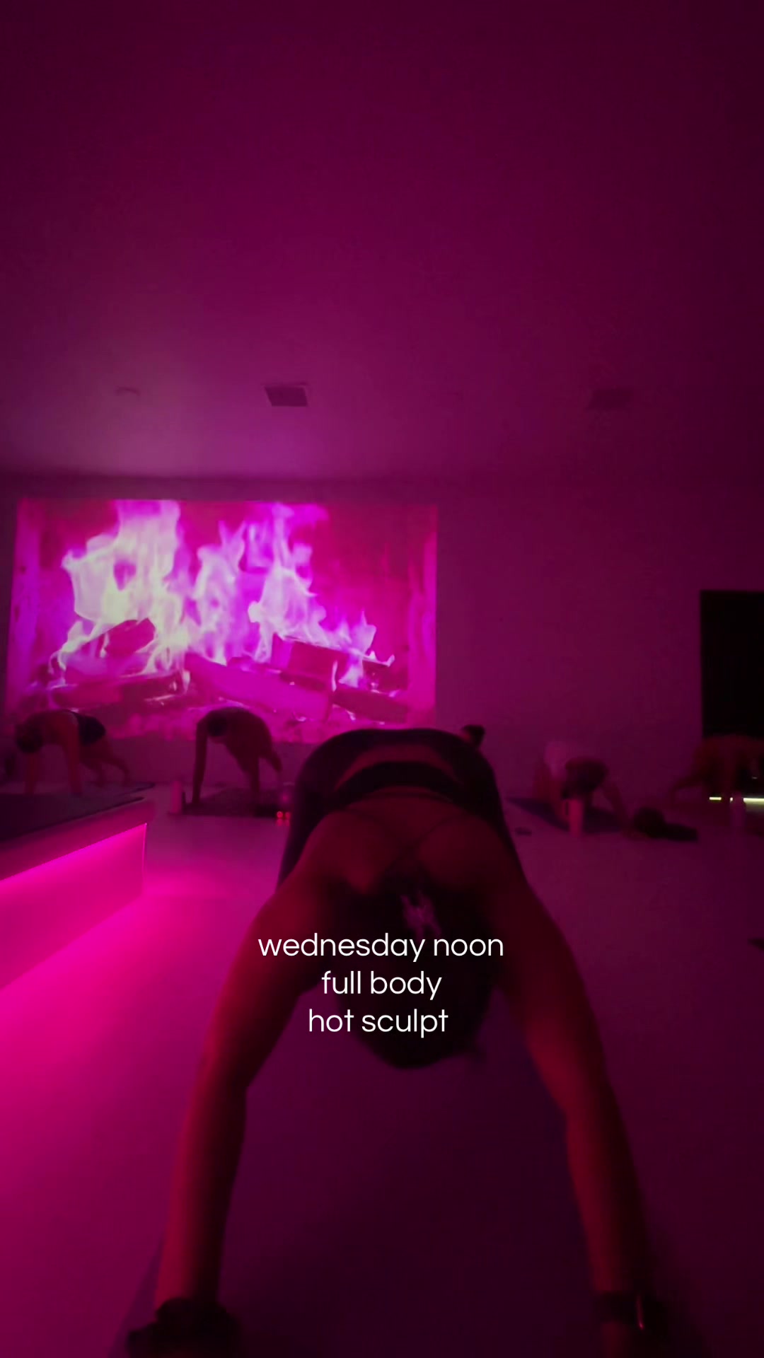 @HillaryDionne🦋