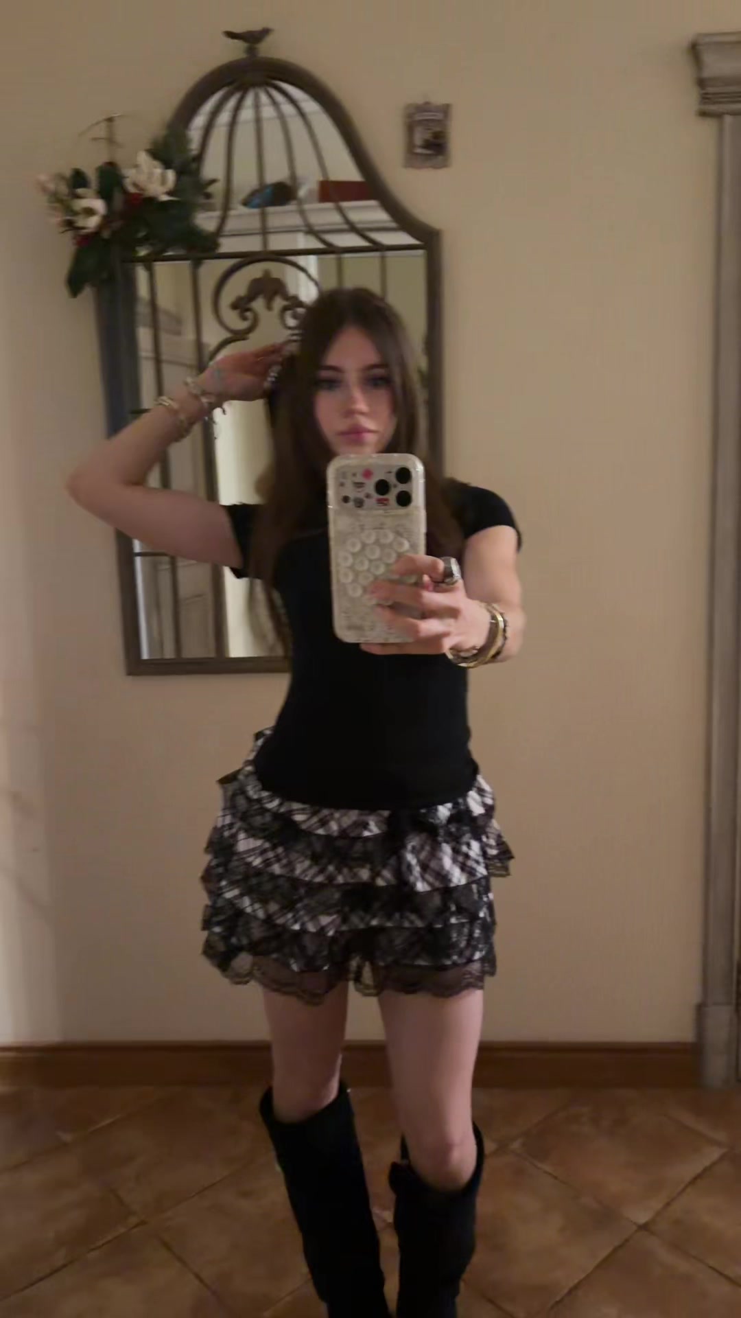 @monclershagirll