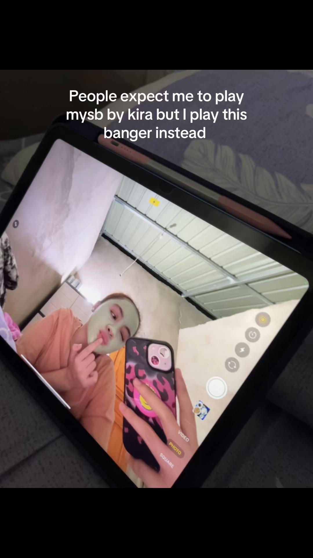 @𝕵𝖍𝖎𝖓𝖆
