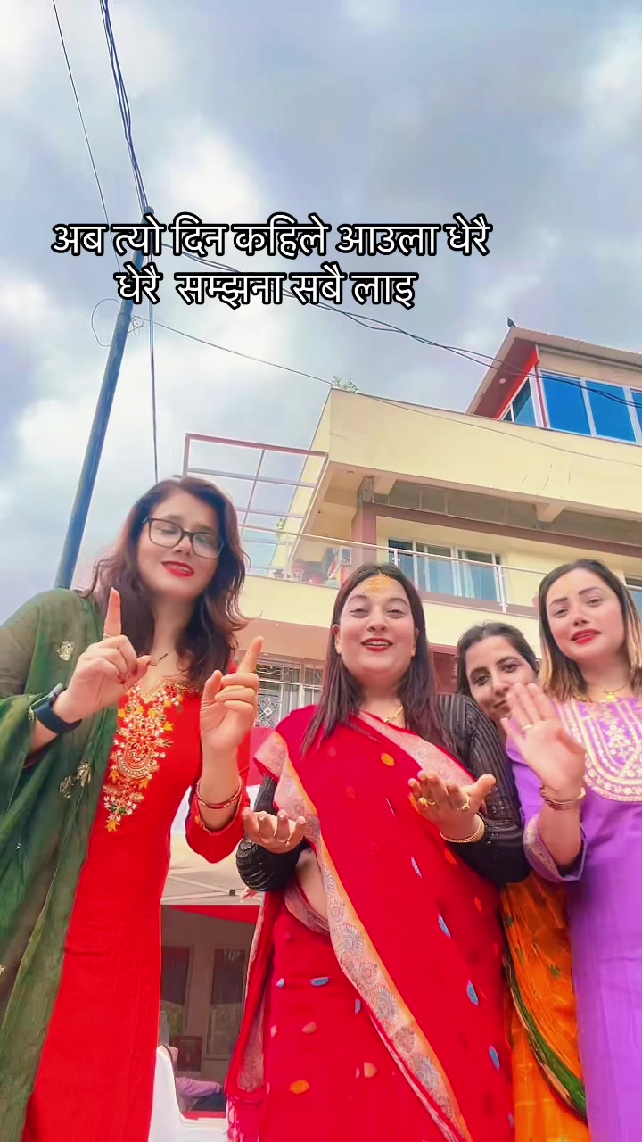 @prakriti लक्कि लेडि❤️