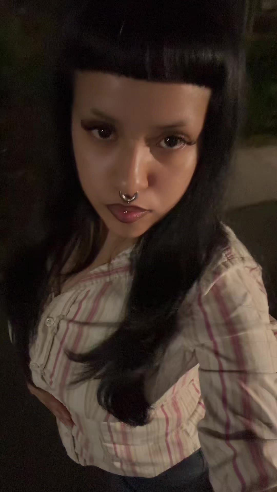 @𝔳