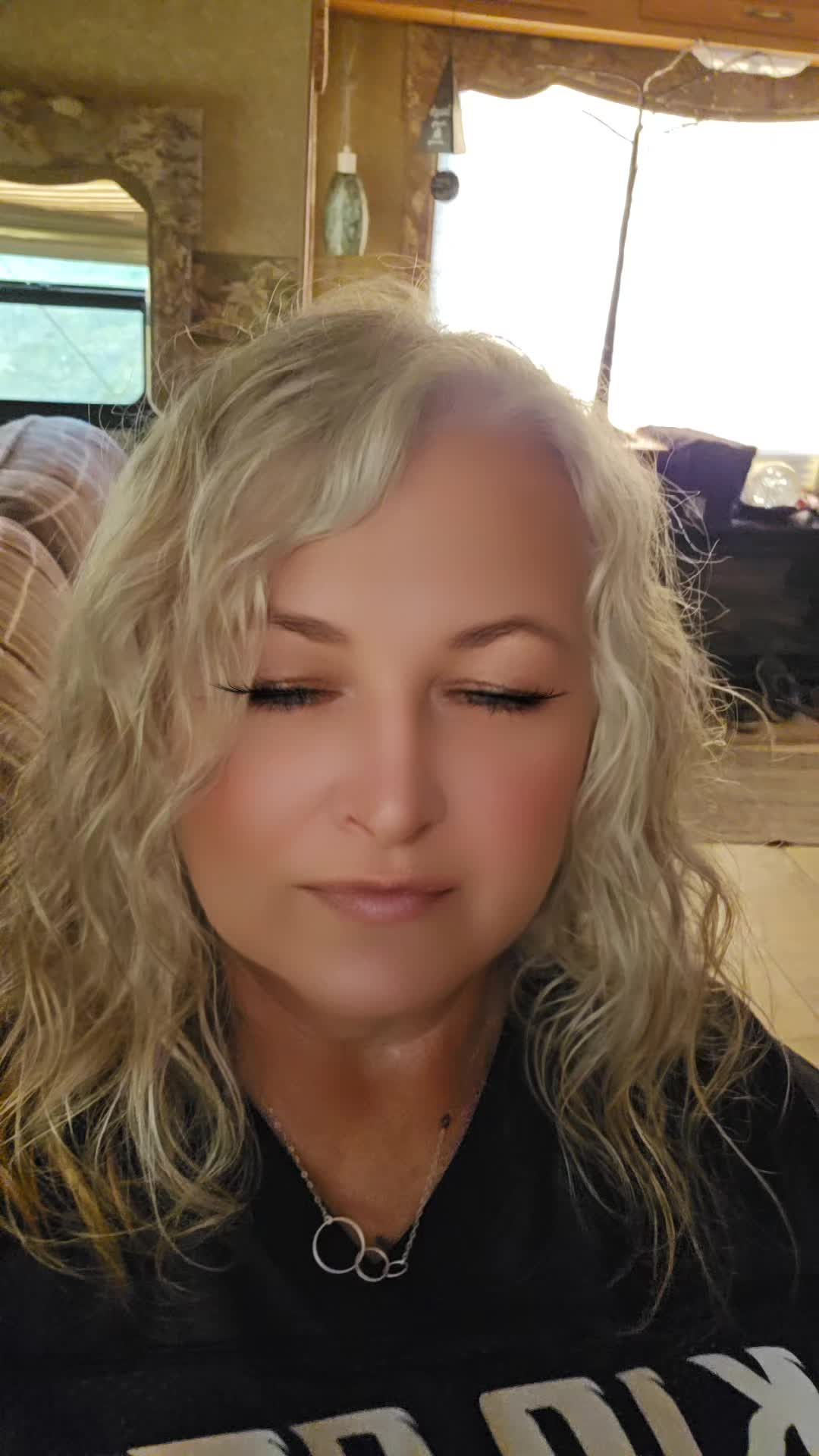 @Vanessa Lynn GEN-❌️❌️❌️MO.