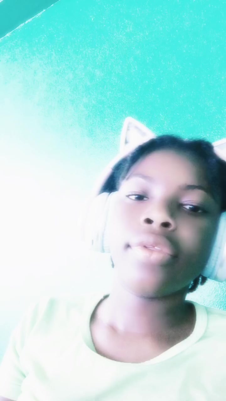 @thatgirl🥰