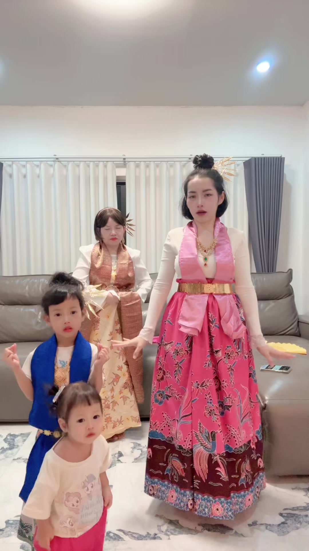 @คุณไพลิน ✨