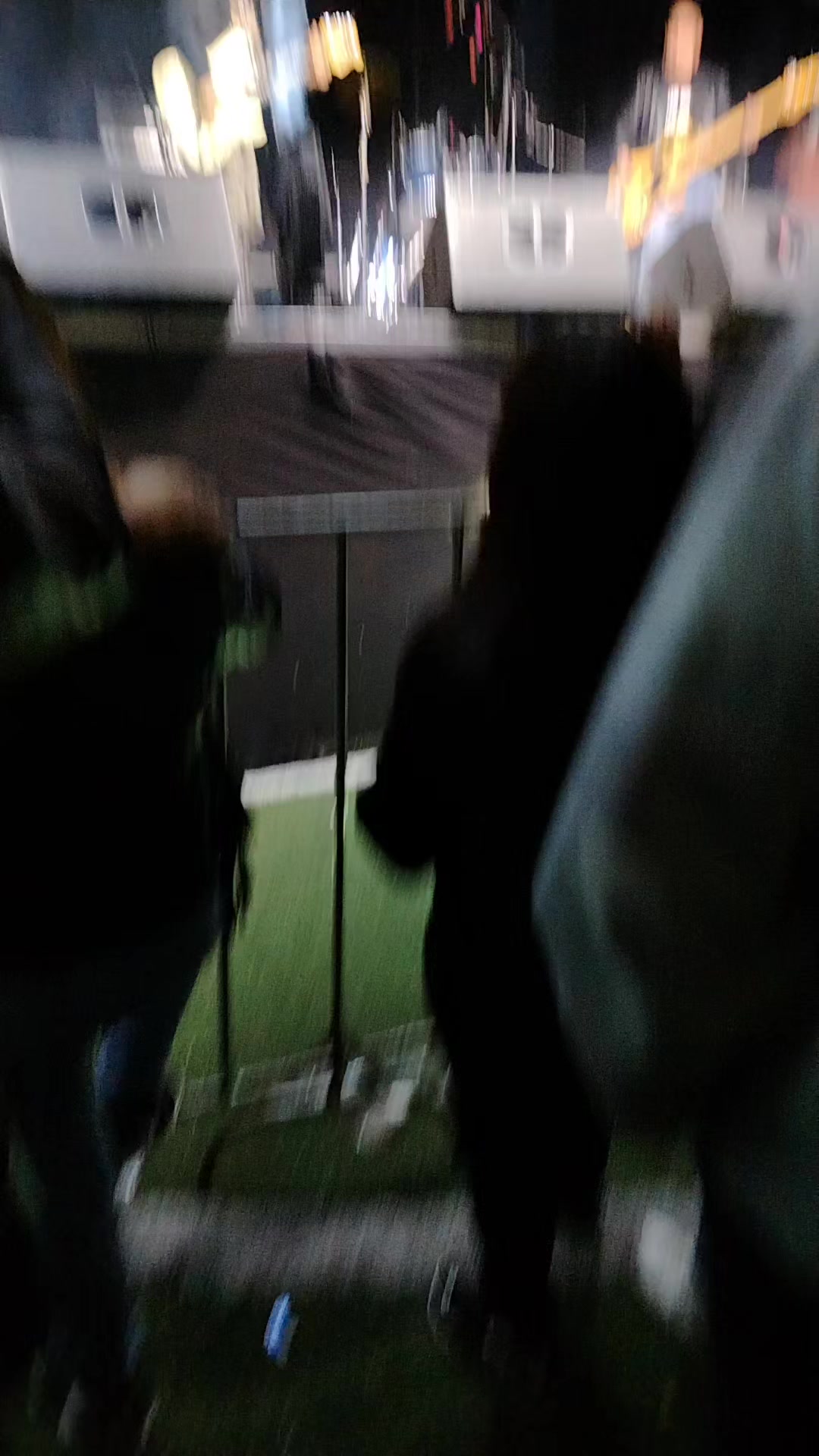 @Brebaje Extraño
