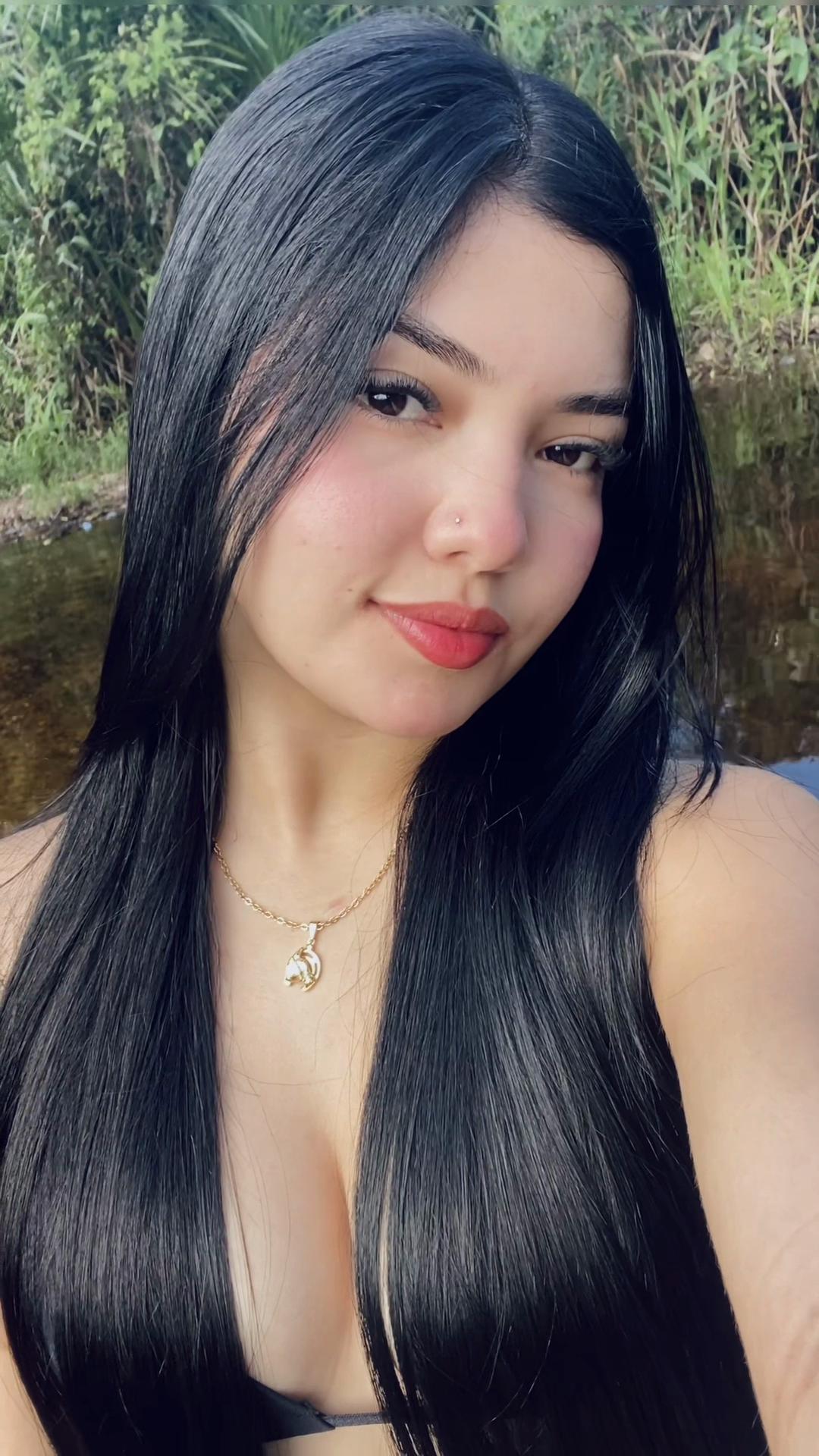 @𝑪𝒂𝒓𝒐𝒍𝒊𝒏𝒂💋