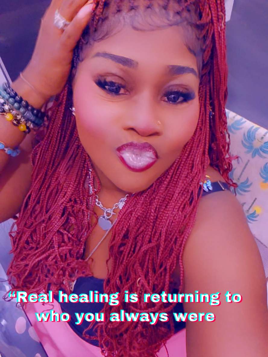 @RegalEssenceQueenTv