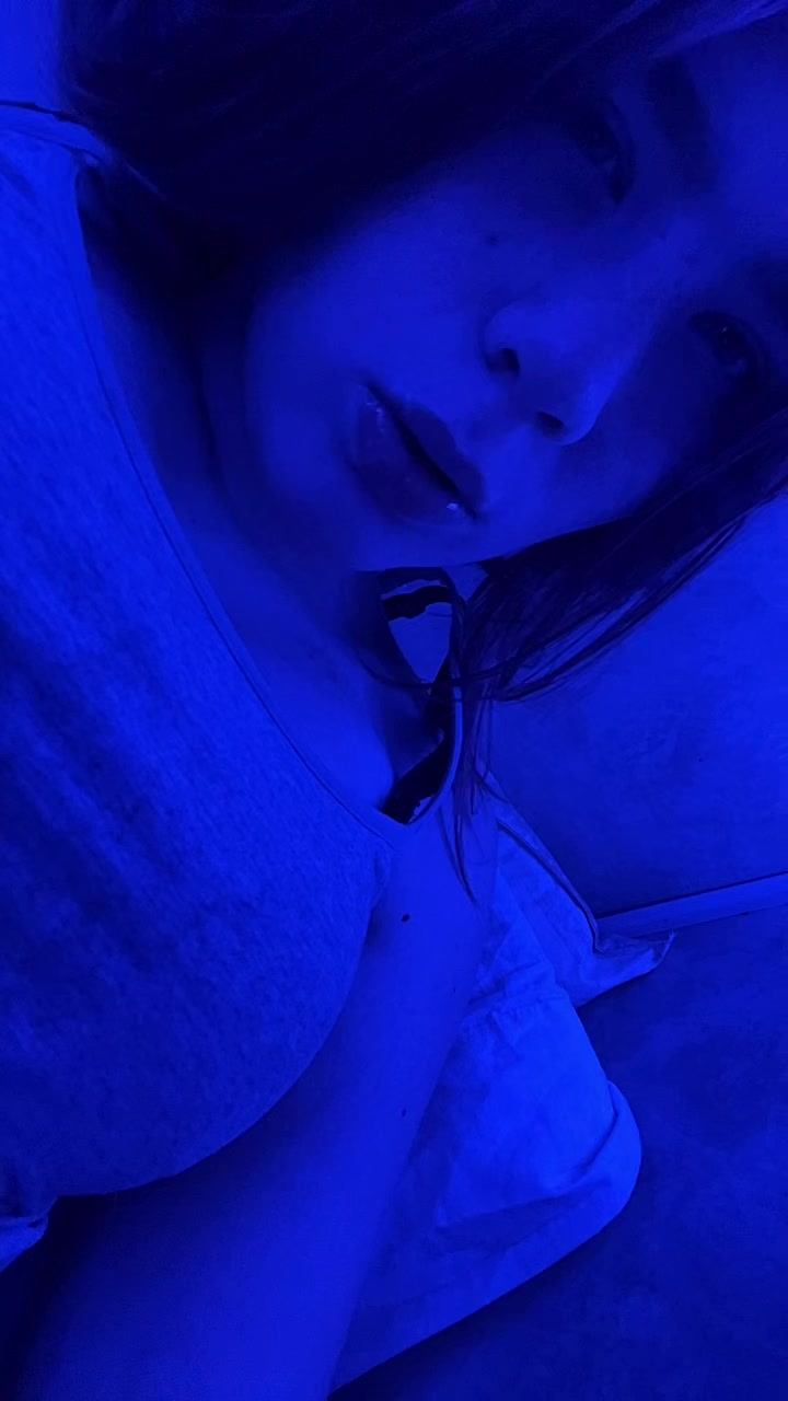 @𝓮𝓿𝓮𝓻𝓵𝓲𝓮&rsquo;𝓼 𝔀𝓲𝓯𝓮🤍