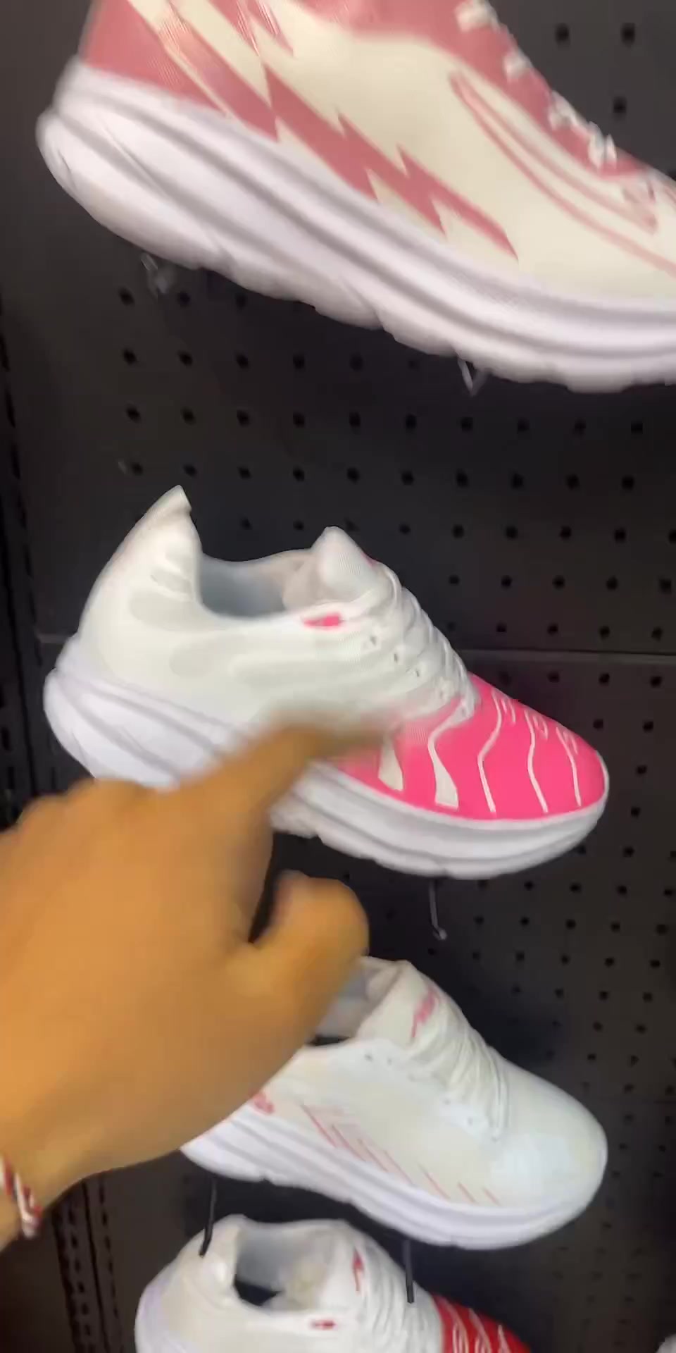 @Aekoshoes