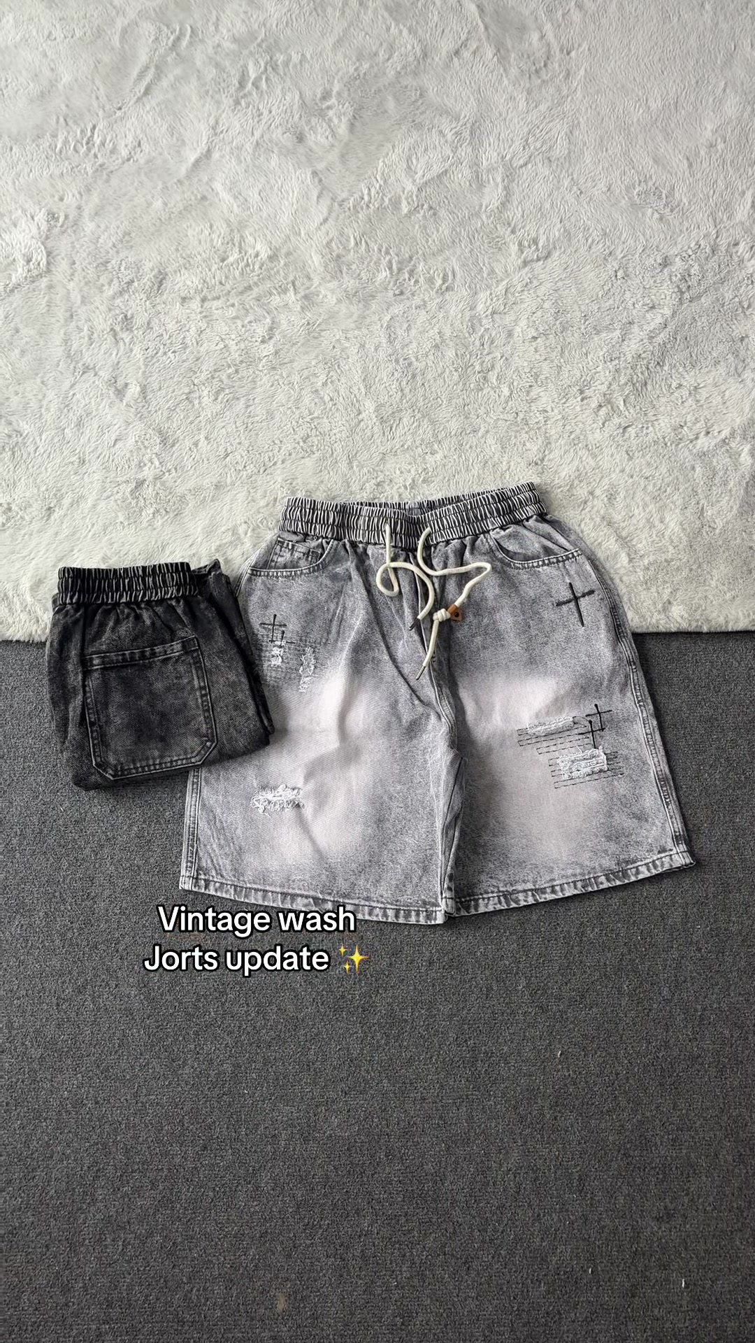 @whitetone