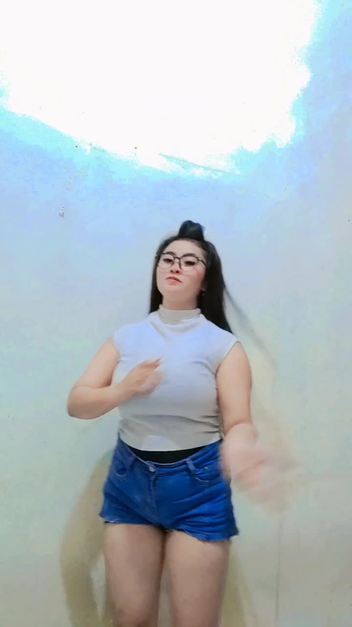 @KeisyaKiranaPutri027