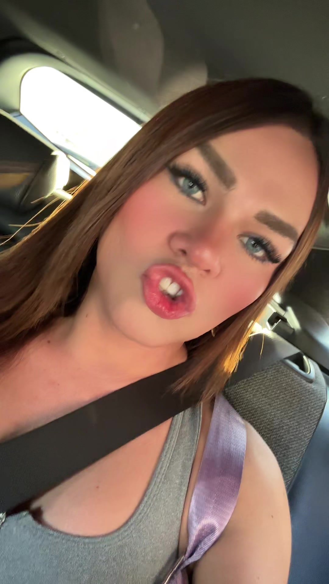 @Camila Parker