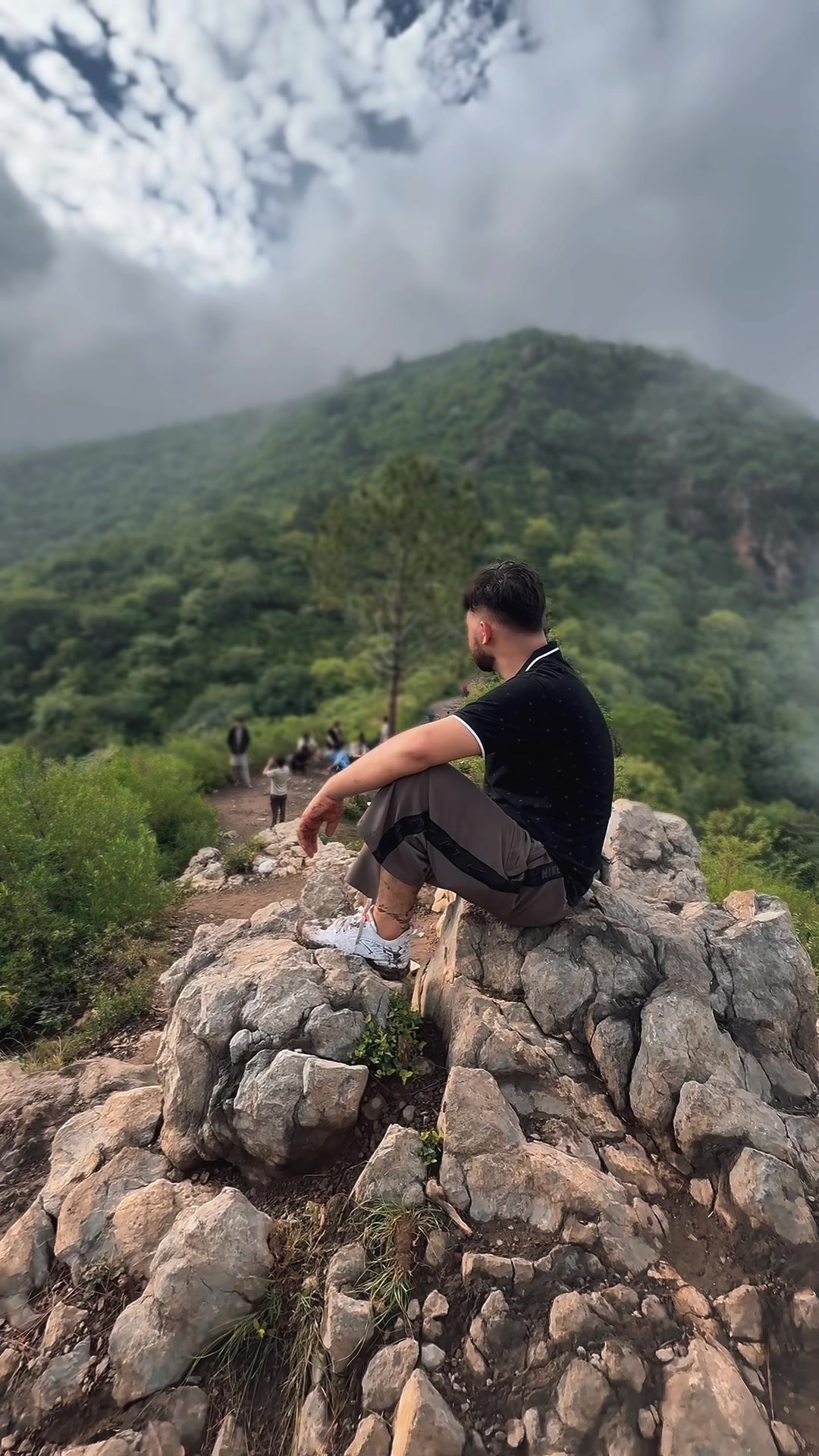 @Xplore-with-Sherii🗻