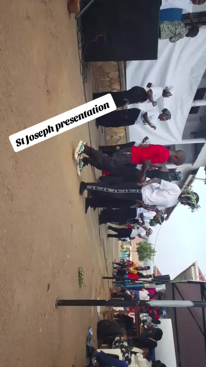 @Landmark High school 🎒 Maya