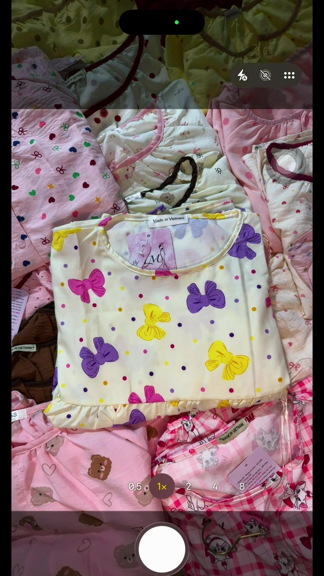 @Trúc Nè He 🛍️