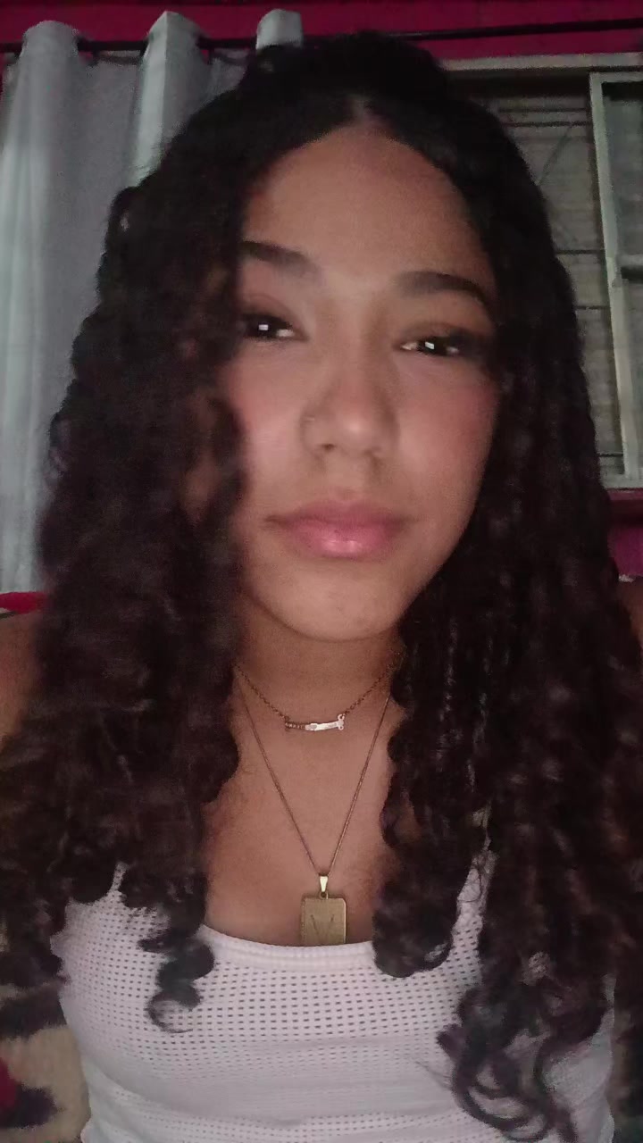 @Tainá🩷🩷