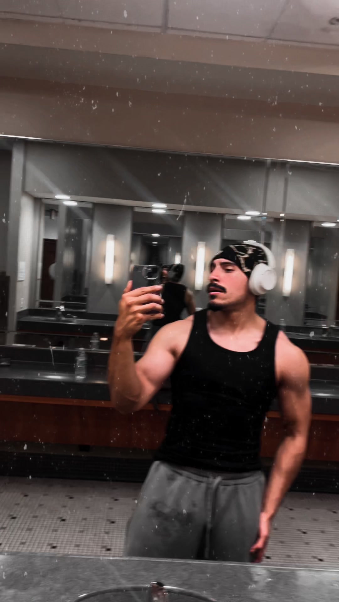 @🥀𝔎𝔢𝔯𝔳𝔶 🥀