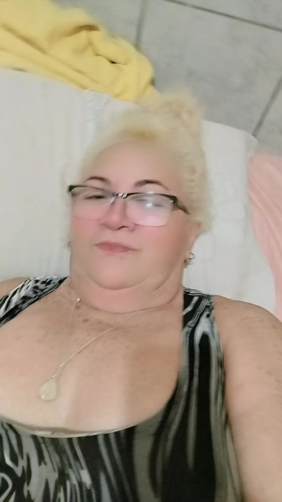 @＠꧁🌸LOIRADOTIKTOK🌸꧁