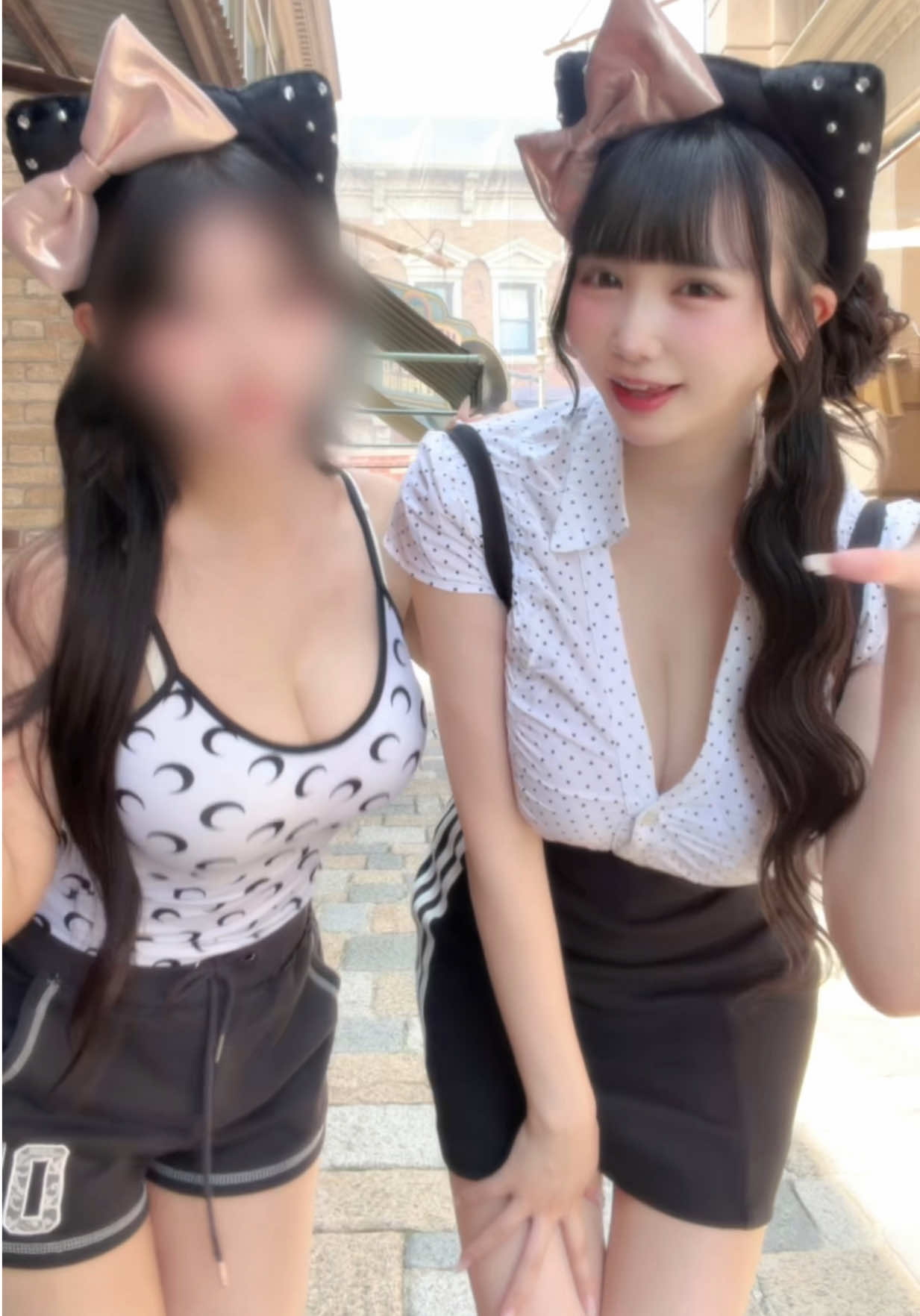@ねこは神