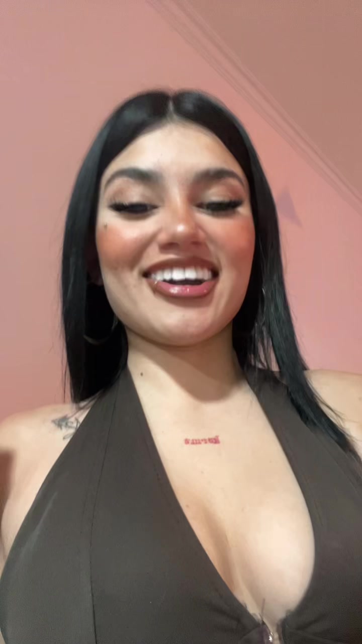 @Micaela