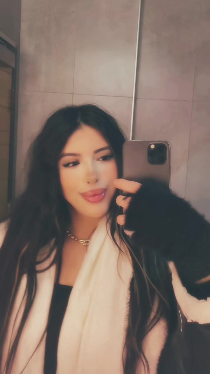 @BABYROCHANE🎀