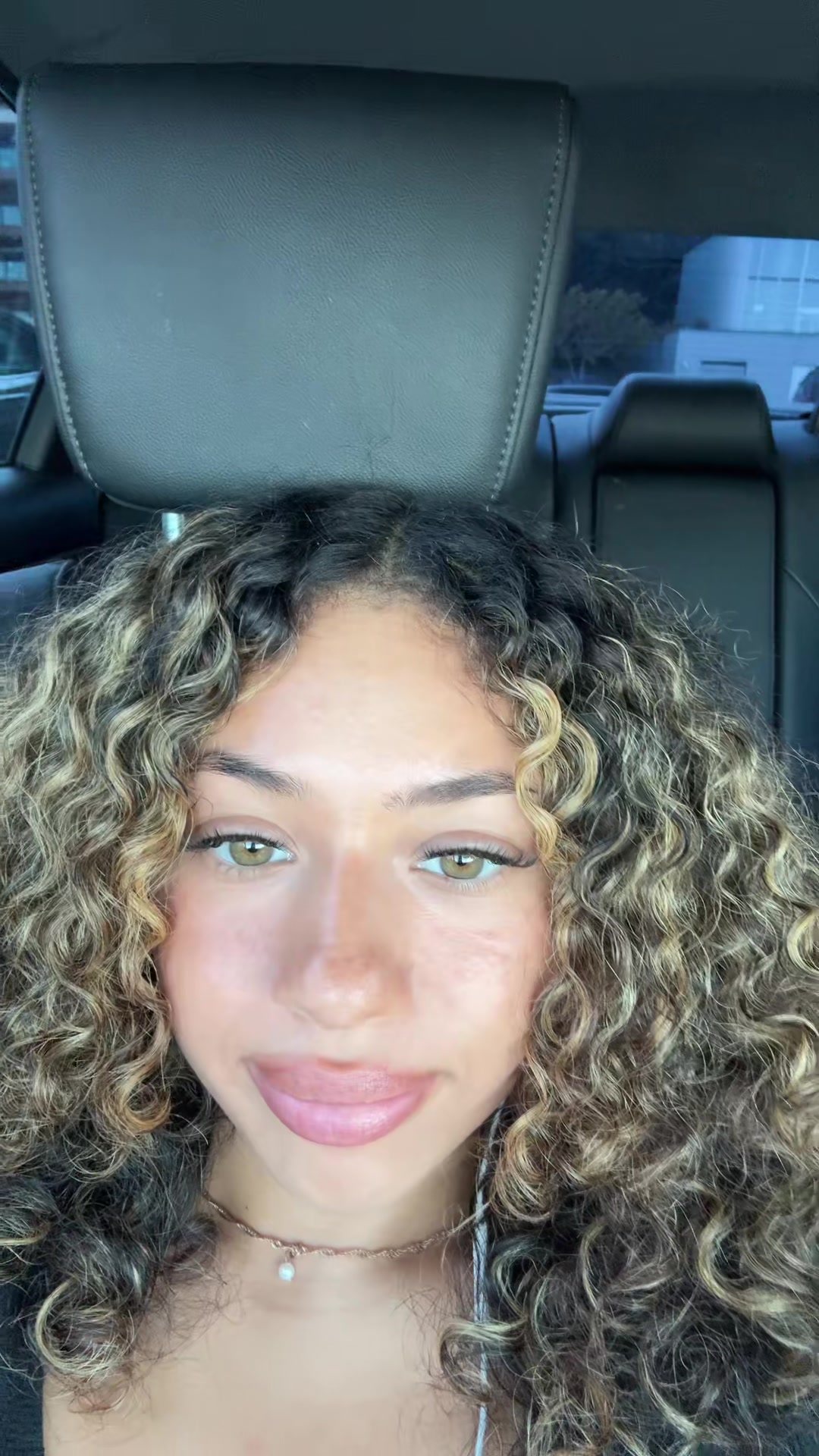 @Tiara