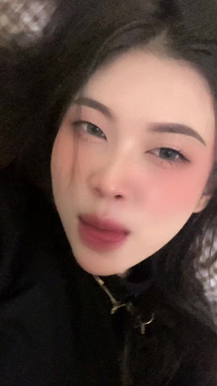 @Y U R A A A