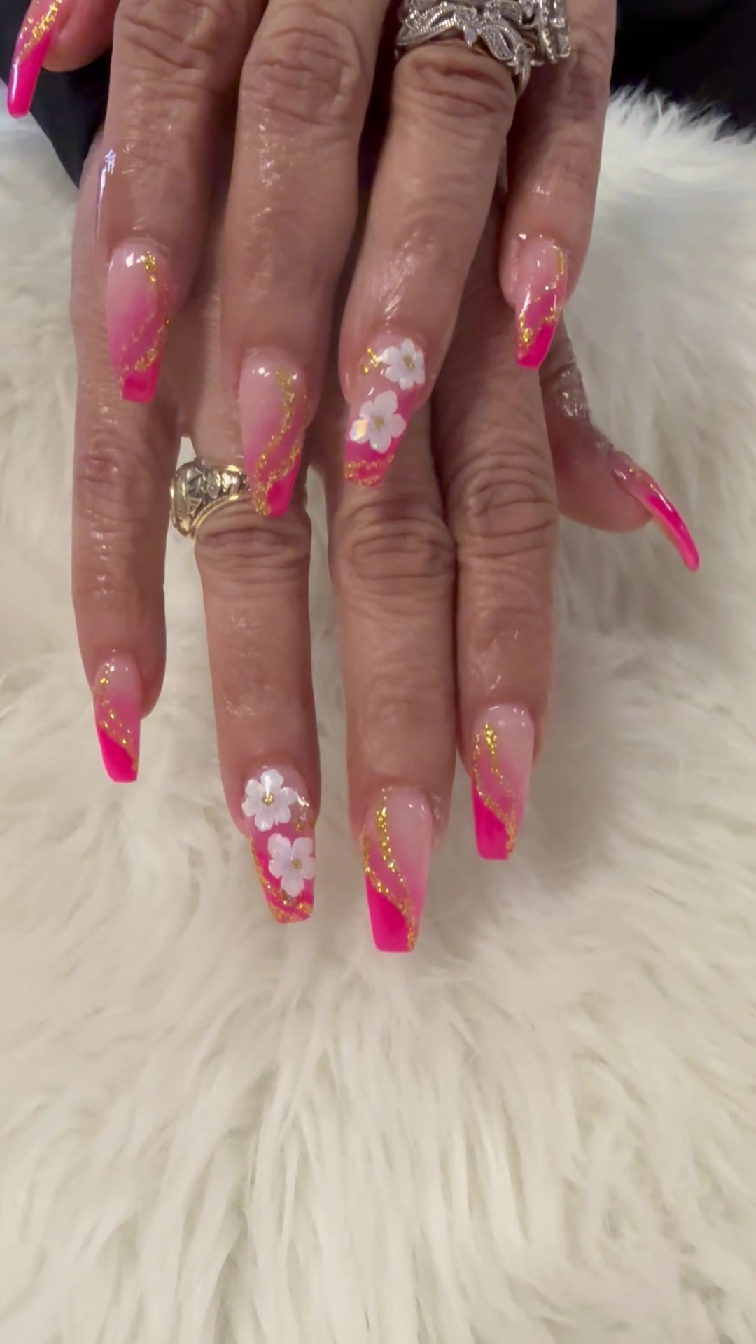 @Top Nails