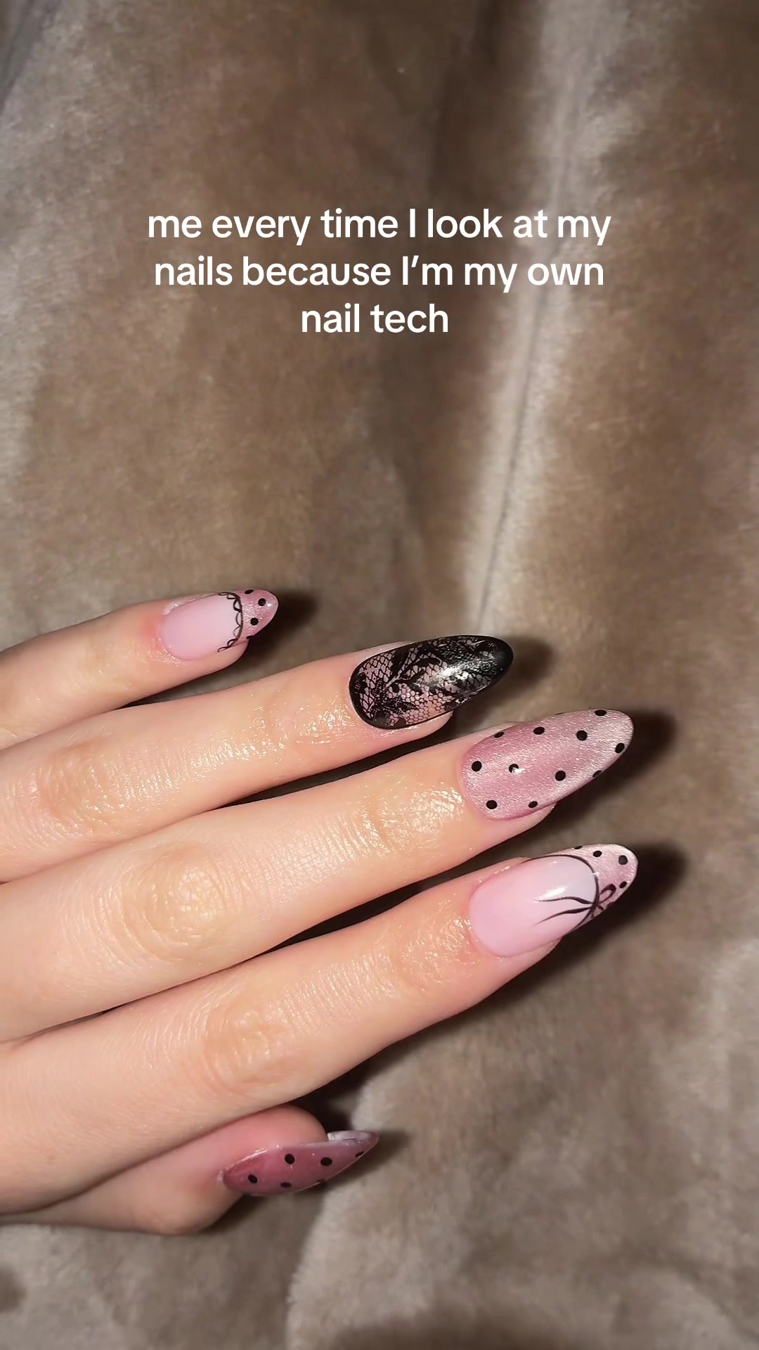 @nailchronicles