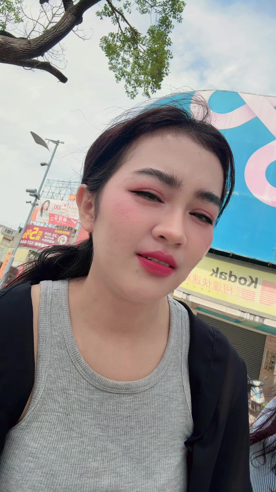 @Ce owi🐜🇮🇩🇹🇼